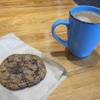 Buds Farmhouse Coffee - Brown butter chocolate chip and drip coffee - Coffee & Tea Near Me - Oak Ridge, Tennessee Buds Farmhouse Coffee - Brown butter chocolate chip and drip coffee - Coffee & Tea Near Me - Oak Ridge, Tennessee