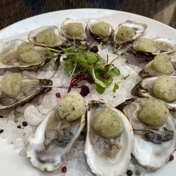 Dettera Wine Restaurant & Bar - Raspberry Point Oysters - New American Near Me - Ambler, Pennsylvania