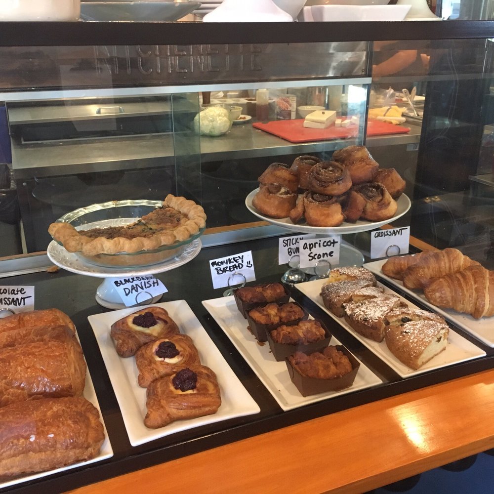 Kitchenette - Breakfast & Brunch Near Me - Templeton, California Kitchenette - Breakfast & Brunch Near Me - Templeton, California