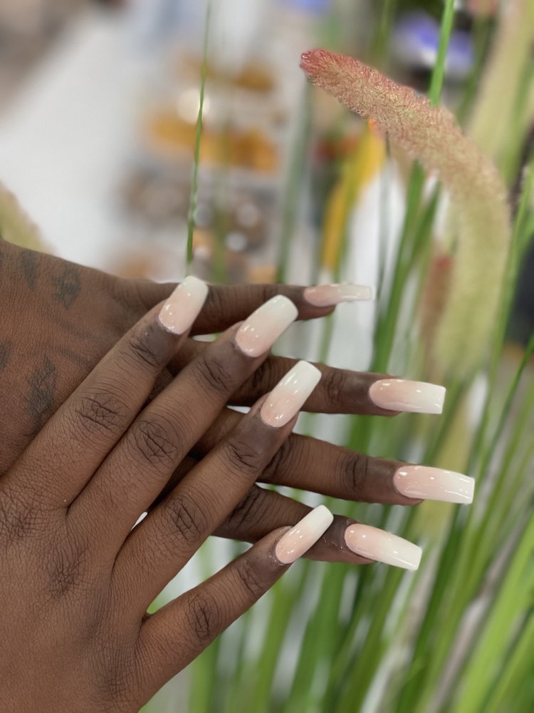 DAISY NAILS 95 Photos & 13 Reviews 13656 N Meridian St, Carmel