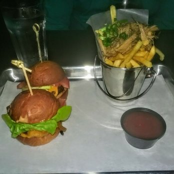 Common Theory - CT sliders with duck on fried - Gastropubs Near Me - San Diego, California