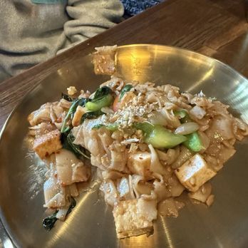 Kook Kook Khao Man Kai - Pad Kee Mao - Thai Near Me - Chicago, Illinois Kook Kook Khao Man Kai - Pad Kee Mao - Thai Near Me - Chicago, Illinois