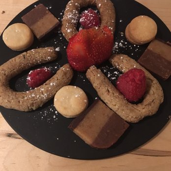 AMBAR Restaurant, Clarendon - Dessert cookies! - Modern European Near Me - Arlington, Virginia AMBAR Restaurant, Clarendon - Dessert cookies! - Modern European Near Me - Arlington, Virginia