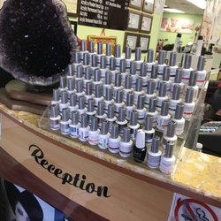 Friends Nail Salon - Nail colors
