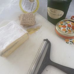 Lakin's Gorges Cheese