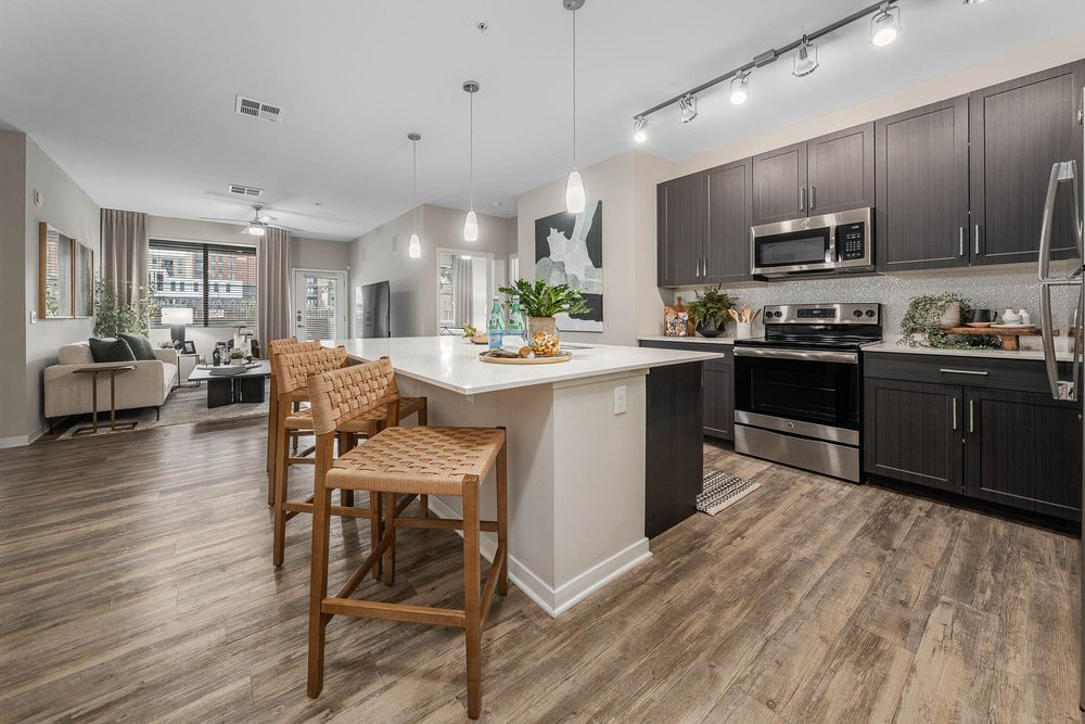 601 PAX - property management company in Phoenix, AZ