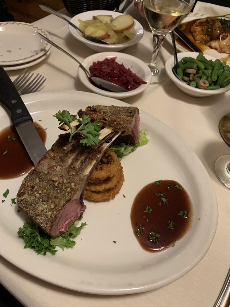 LE MOULIN ROUGE 27 Photos & 38 Reviews 1403 Main Rd, Tiverton