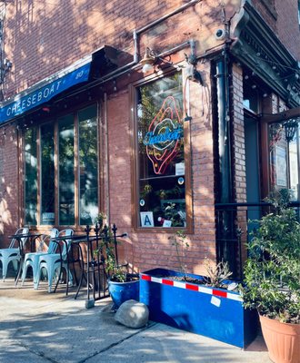 Cheeseboat Williamsburg by null