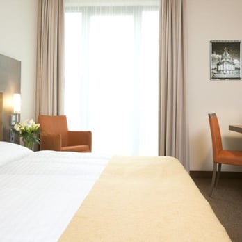 IntercityHotel Dresden - Zimmerbeispiel - Hotels Near Me - Dresden, SN