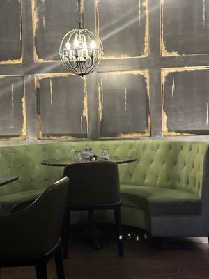 Passione Wood Oven Pizza & Wings by null