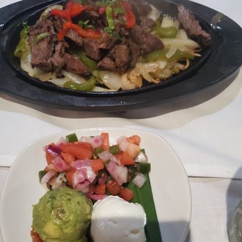 Cantina Laredo - Mexican Near Me - Jacksonville, Florida