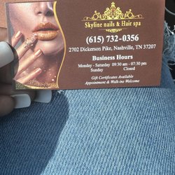 Skyline Nail and Hair Salon - Trashy place with ppl that are more trashy attitudes