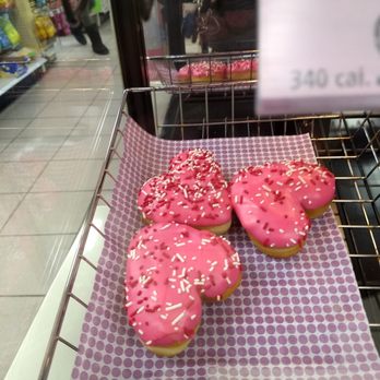 7-Eleven - These pretty pink donuts are sure hard to resist--must they make them soooooooooo pretty??? - Convenience Stores Near Me - Tonawanda, New York 7-Eleven - These pretty pink donuts are sure hard to resist--must they make them soooooooooo pretty??? - Convenience Stores Near Me - Tonawanda, New York