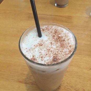 Corner Cafe - Iced Mudslide Coffee - Breakfast & Brunch Near Me - Newport, Rhode Island