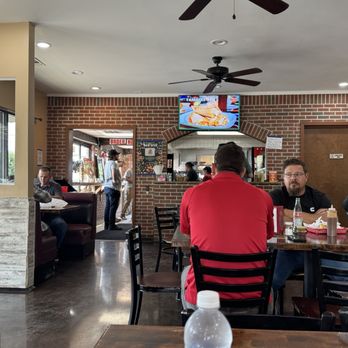 Gil Tacos - A portion of the seating area. - Mexican Near Me - Indianapolis, Indiana