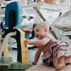 Little Roo's Children’s Upscale Resale