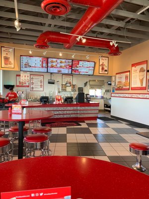 Freddy's Frozen Custard & Steakburgers by null