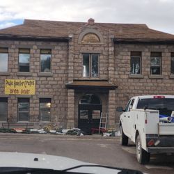 Piute Country Crafts - Store front (entrance)