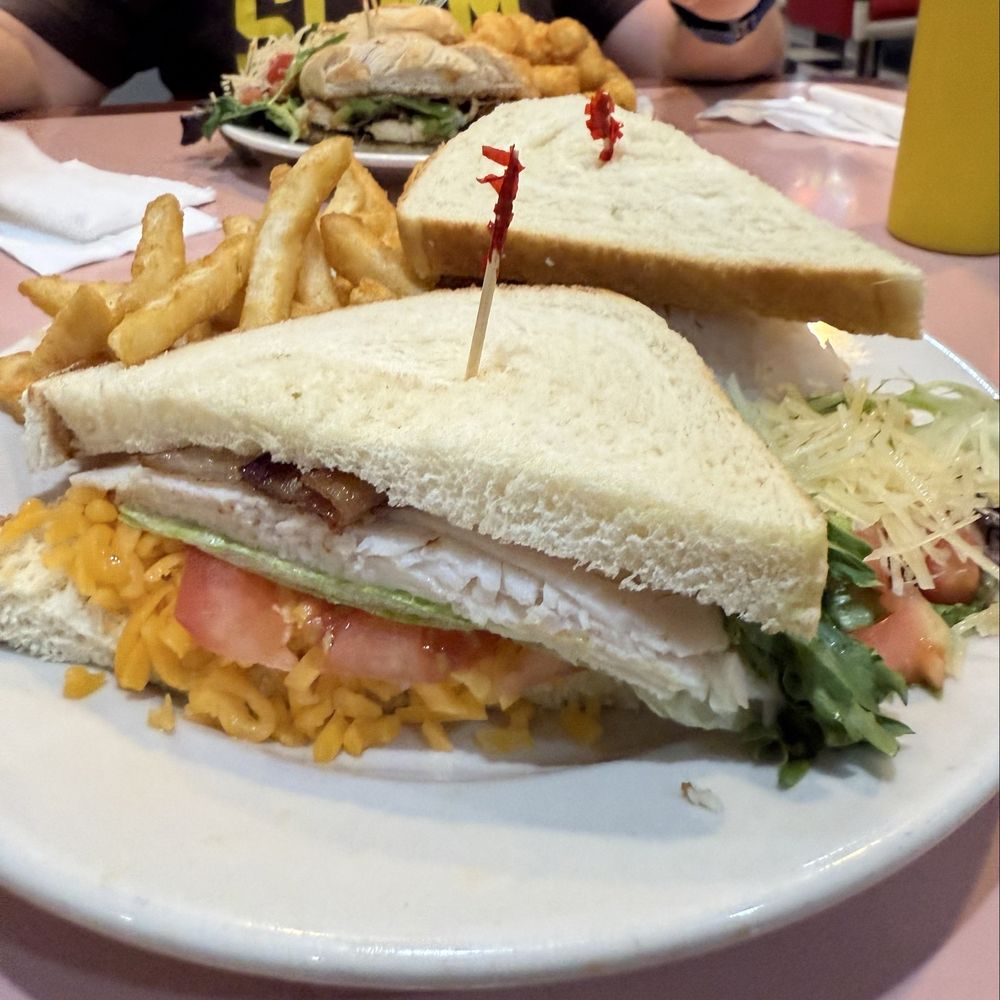 Peggy Sue's - Turkey, Avocado, and Bacon (substituted American cheese for cheddar) - Diners Near Me - Mesquite, Nevada Peggy Sue's - Turkey, Avocado, and Bacon (substituted American cheese for cheddar) - Diners Near Me - Mesquite, Nevada