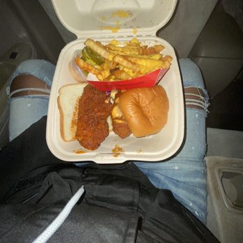 Dave's Hot Chicken - Dave's #3 1 Tender & 1 Slider w/ Fries - Chicken Shop Near Me - Brooklyn, New York