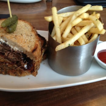 Station 4 - short ribs grilled cheese & duck fat fries - New American Near Me - Washington, DC, District of Columbia Station 4 - short ribs grilled cheese & duck fat fries - New American Near Me - Washington, DC, District of Columbia