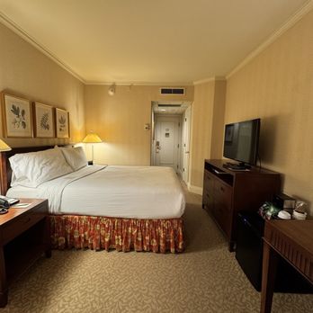 Mayflower Park Hotel - Hotels Near Me - Seattle, Washington Mayflower Park Hotel - Hotels Near Me - Seattle, Washington