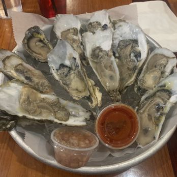 Wicker's Crab Pot - My appetizer tonight 1 dozen raw oysters. - Seafood Near Me - Chesapeake, Virginia Wicker's Crab Pot - My appetizer tonight 1 dozen raw oysters. - Seafood Near Me - Chesapeake, Virginia