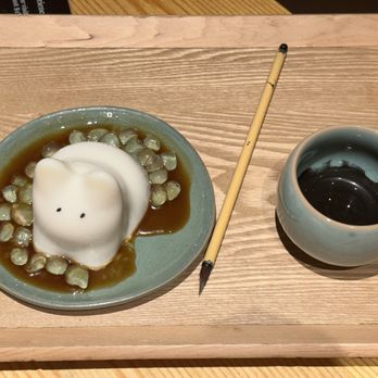 Tendon Kohaku - Coconut Bouncing Cat Pudding - Japanese Near Me - Bellevue, Washington