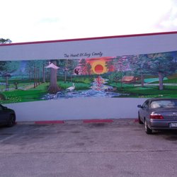 Bronson Ace Hardware - Amazing Mural!