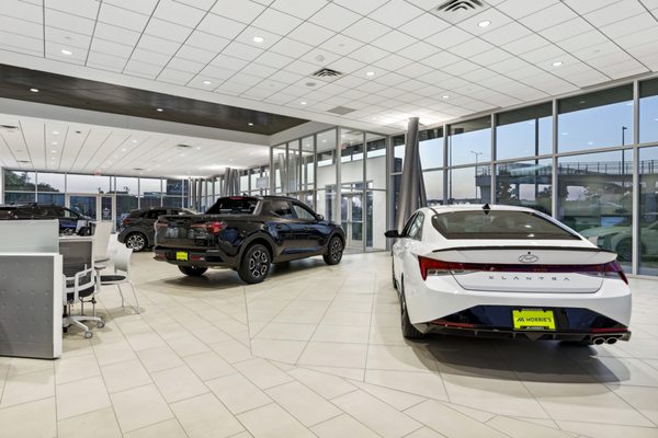 MORRIE’S 394 HYUNDAI - Updated April 2025 - 26 Photos - 6661 Wayzata ...