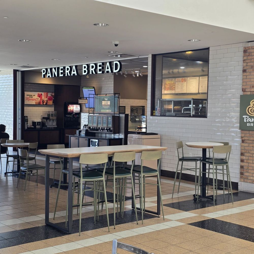 Panera Bread - Salad Near Me - Belvidere, Illinois
