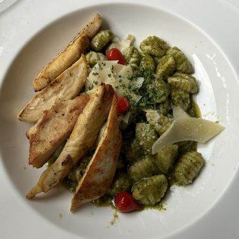 IL Lago Trattoria - GNOCCHI AL PESTO - Italian Near Me - Doral, Florida IL Lago Trattoria - GNOCCHI AL PESTO - Italian Near Me - Doral, Florida
