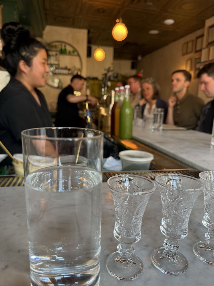 Farmacia Cocktail Bar Image