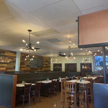 Mean Deans Local Kitchen - Interior on a Sunday morning - Soup Near Me - Bradenton, Florida