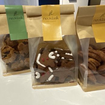 Neoklasik - Cookies - Bakeries Near Me - Coral Gables, Florida