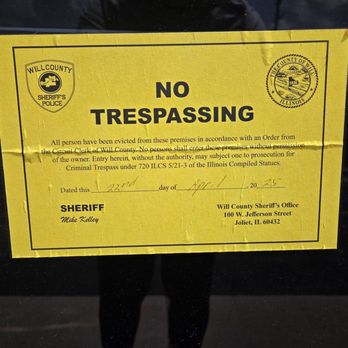 Hampton Park Animal Hospital - Eviction notice on the door - Veterinarians Near Me - Crest Hill, Illinois Hampton Park Animal Hospital - Eviction notice on the door - Veterinarians Near Me - Crest Hill, Illinois
