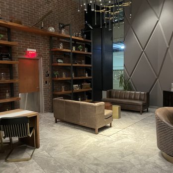 Hotel Vandivort - Hotels Near Me - Springfield, Missouri