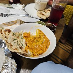 India Palace - Butter Chicken, Garlic Naan