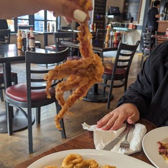 Salt & Pepper - Delicious Calamari - American Near Me - Tiburon, California Salt & Pepper - Delicious Calamari - American Near Me - Tiburon, California