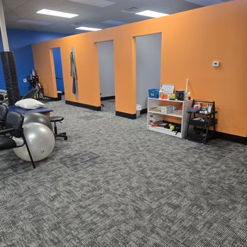 EHS Physical Therapy and Chiropractic - Physical Therapy Near Me - Omaha, Nebraska EHS Physical Therapy and Chiropractic - Physical Therapy Near Me - Omaha, Nebraska