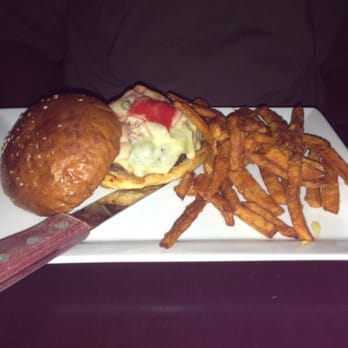 Eureka! - American Near Me - Bakersfield, California