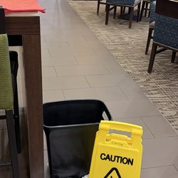 Comfort Suites Frisco - Water leak