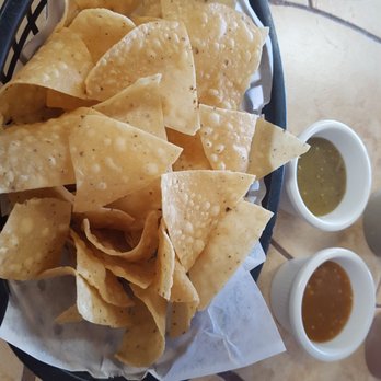 Gonzalez's Restaurant - Complimentary thin and crunchy chips with red and green salsa - Mexican Near Me - Orange, California