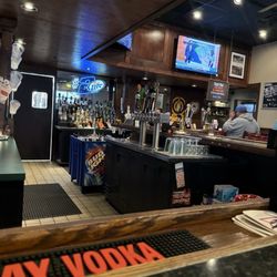 Don's Seafood & Chicken House - Bar