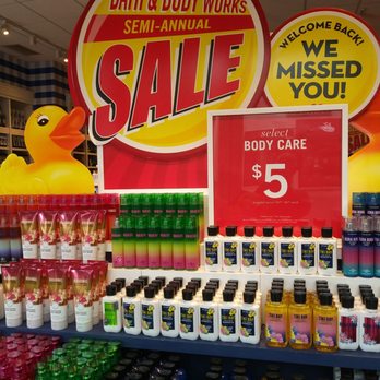 Bath & Body Works - Great sale and neat display. - Cosmetics & Beauty Supply Near Me - Hillsboro, Oregon