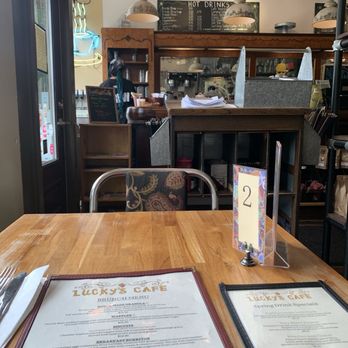 Lucky's Cafe - Coffee & Tea Near Me - Cleveland, Ohio