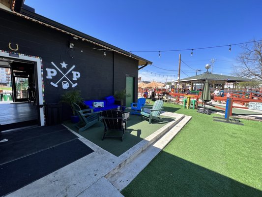 Putt Pub by null
