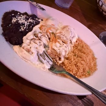 Mariano’s Hacienda Ranch - Chicken Sour cream enchiladas - Mexican Near Me - Arlington, Texas