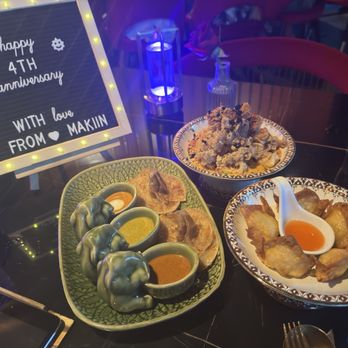 MaKiin - Creamy crab bites, curry carnival, and calamari - Thai Near Me - Houston, Texas