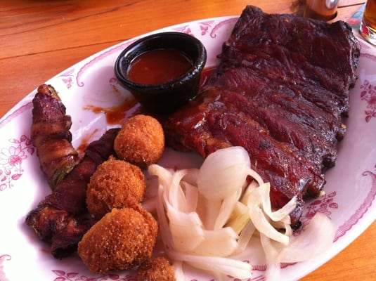 Midwood Smokehouse by null